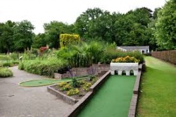 ZA 25/07/20 Minigolf spelen in Brasschaat OP VOORHAND RESERVEREN VERPLICHT!